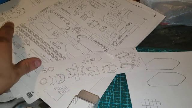40k Leman russ tank made out of paper. смотреть онлайн