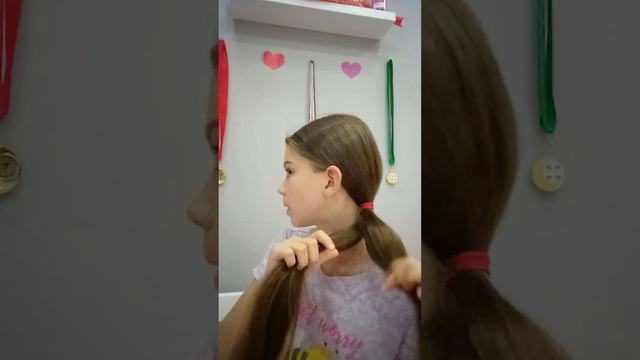 Яна? Как сделать причёску с крабиком? Ответ в этом видео смотреть онлайн