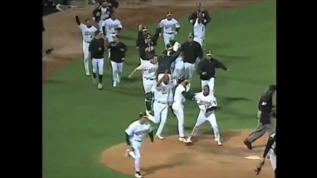 What Was Moneyball and How Did it Affect Baseball in Oakland смотреть онлайн