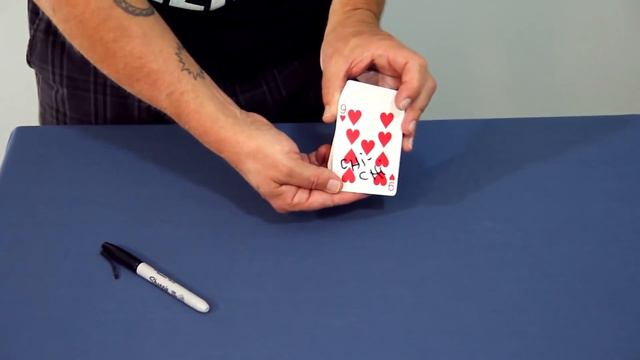 DO INSANE MAGIC CARD TRICK WITH ANYONE'S NAME! (Astound Your Friends!) смотреть онлайн