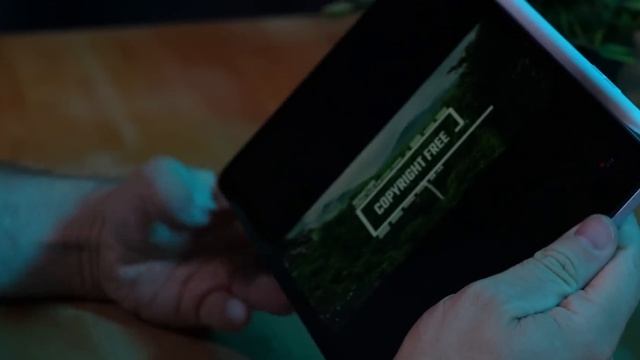 Questo TABLET va ALLA GRANDE e COSTA IL GIUSTO! смотреть онлайн