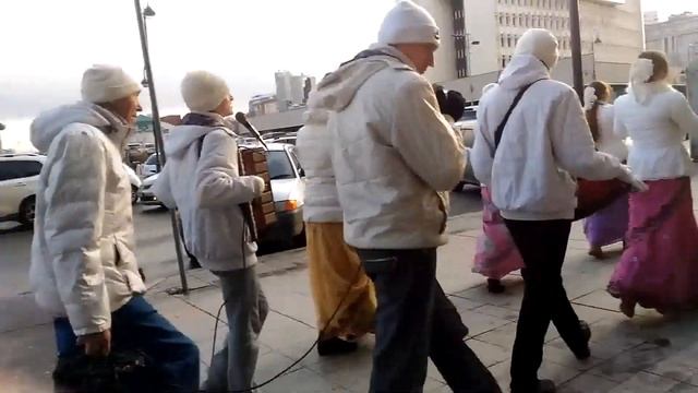 вместе весело шагать на остановку!) смотреть онлайн