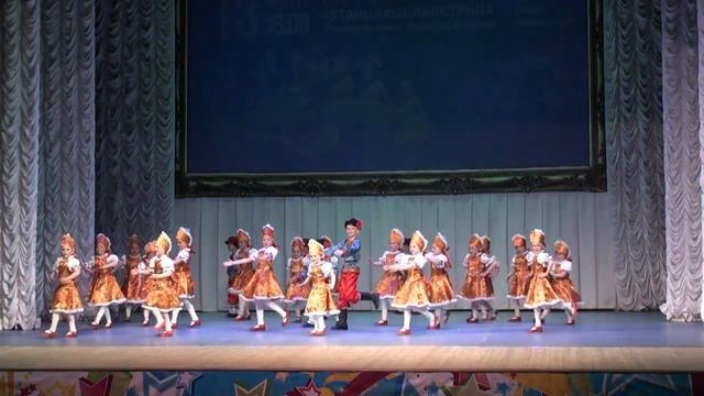 #дханст #россияночка #домодедово #gdkismir #отчётник #13мая #2018 #калинка #младшаягруппа смотреть онлайн