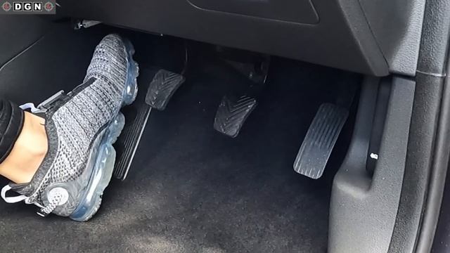 How To Bring Up The Clutch Pedal So You Never Stall смотреть онлайн