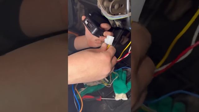 Как подключить кнопку старт стоп на любое авто своими руками ? смотреть онлайн