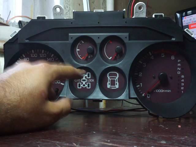 Пересвет приборной панели Mitsubishi Pajero 3 смотреть онлайн