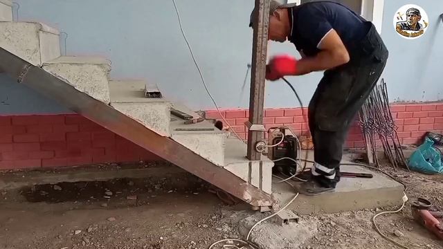 Pilləkən və perila hazırlanması.(Öz əlimlə) Металлических перила для Лестницы.23. 08. 2022 смотреть онлайн