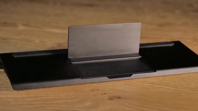 Docking Station USB-C™ 11-in-1 Triplo monitor con MST смотреть онлайн