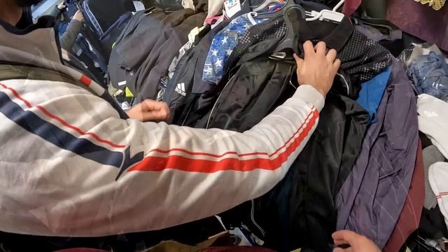 Секонд хенд патруль. Нашел Stone island в секонд хенде! смотреть онлайн