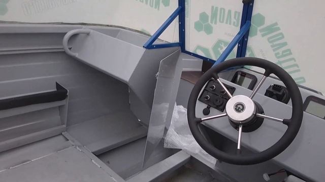 WYATBOAT 390 DCM модернизированная. Обзор моторной лодки