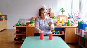 Музыкально-ритмическая игра со стаканчиками. Азизова Л.О.