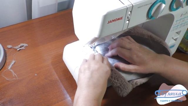 Простая в пошиве дубленка. Шьём только на прямострочной машине. Накладной карман. Часть I. смотреть онлайн