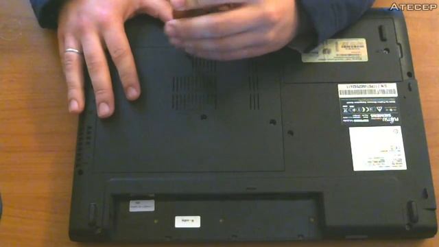 Upgrade de RAM em Portátil (Laptop RAM Upgrade) - Fujitsu Siemens Esprimo Mobile V5535 смотреть онлайн