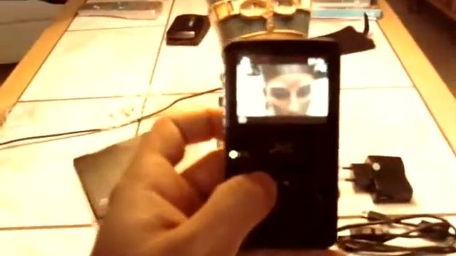 JVC Picsio GC-FM1- Présentation (1/2). смотреть онлайн