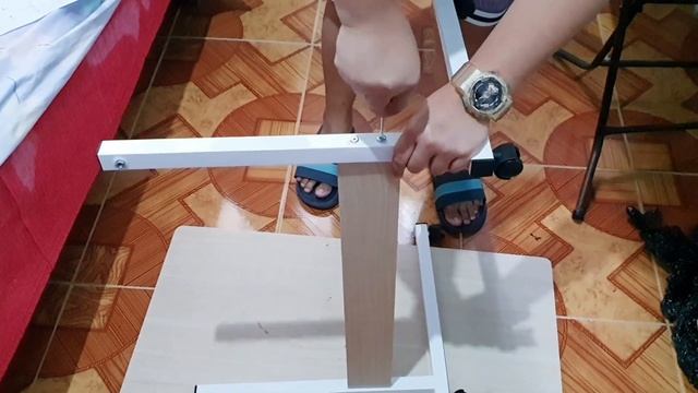 UNBOXING AESTHETIC LAPTOP TABLE WITH WHEELS | PHP 5?? ONLY! | #unboxing #aesthetic #workfromhome смотреть онлайн