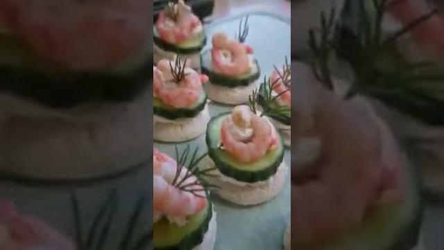 Канапе с креветкой смотреть онлайн