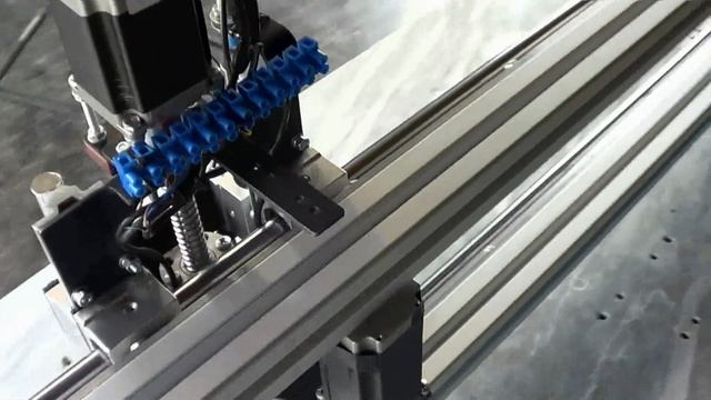 Ч3. Крепим направляющие и устанавливаем сборку оси Z на портал смотреть онлайн