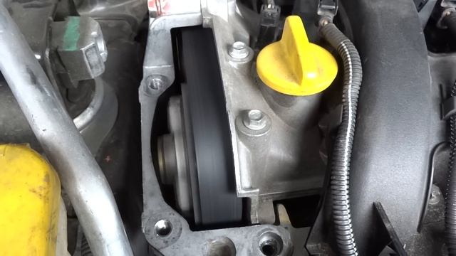 Гуляет ремень ГРМ на холостых оборотах Renault Megane II 2.0 F4R 770 смотреть онлайн