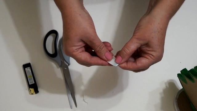 Ёлочка Канзаши. Бесплатный МК. Подарок своими руками из атласной ленты. смотреть онлайн