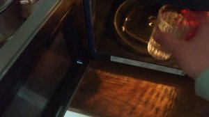 Отличная микроволновка Samsung ME732KR на 800 Ватт