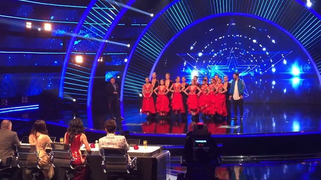 Dance Show Flagrant смотреть онлайн