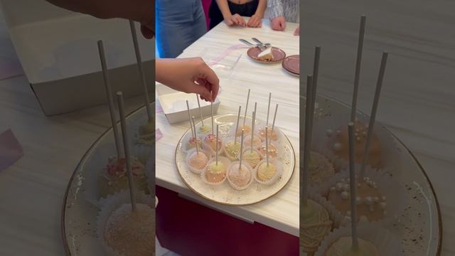 Кейкпопсы - украшение любого праздничного стола? смотреть онлайн