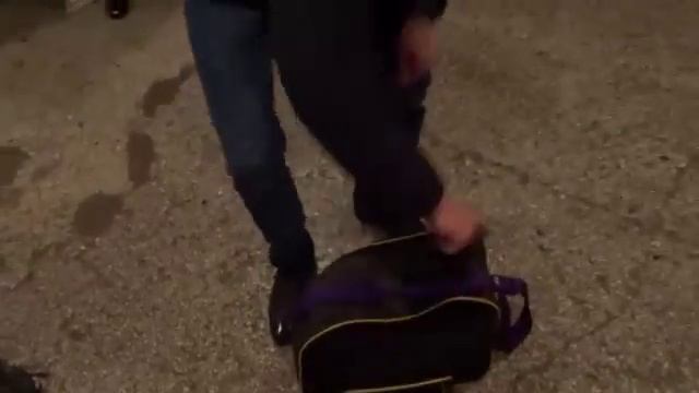Инкассатор украл деньги и попался смотреть онлайн