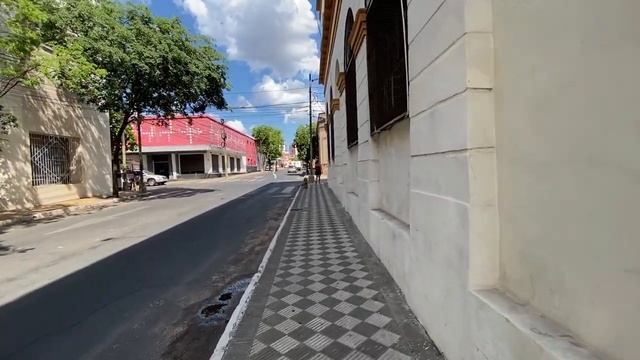 Парагвай удивляет, Асунсьон и его особенности смотреть онлайн