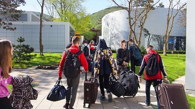 Заезд участников Всероссийских спортивных игр ШСК.mp4 смотреть онлайн