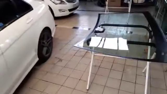 Установка лобового стекла Mercedes-Benz c-class w204 смотреть онлайн