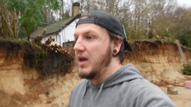 HOW TO STACK BRICKS THE RIGHT WAY | House Build E.P 14 смотреть онлайн