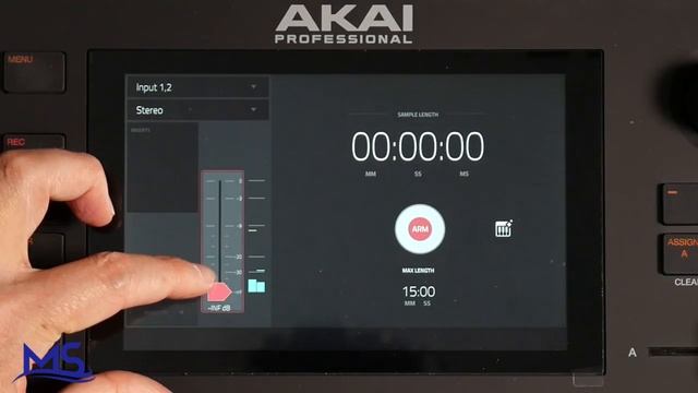 Akai Force Sampler Overview (Recording Vinyl) смотреть онлайн