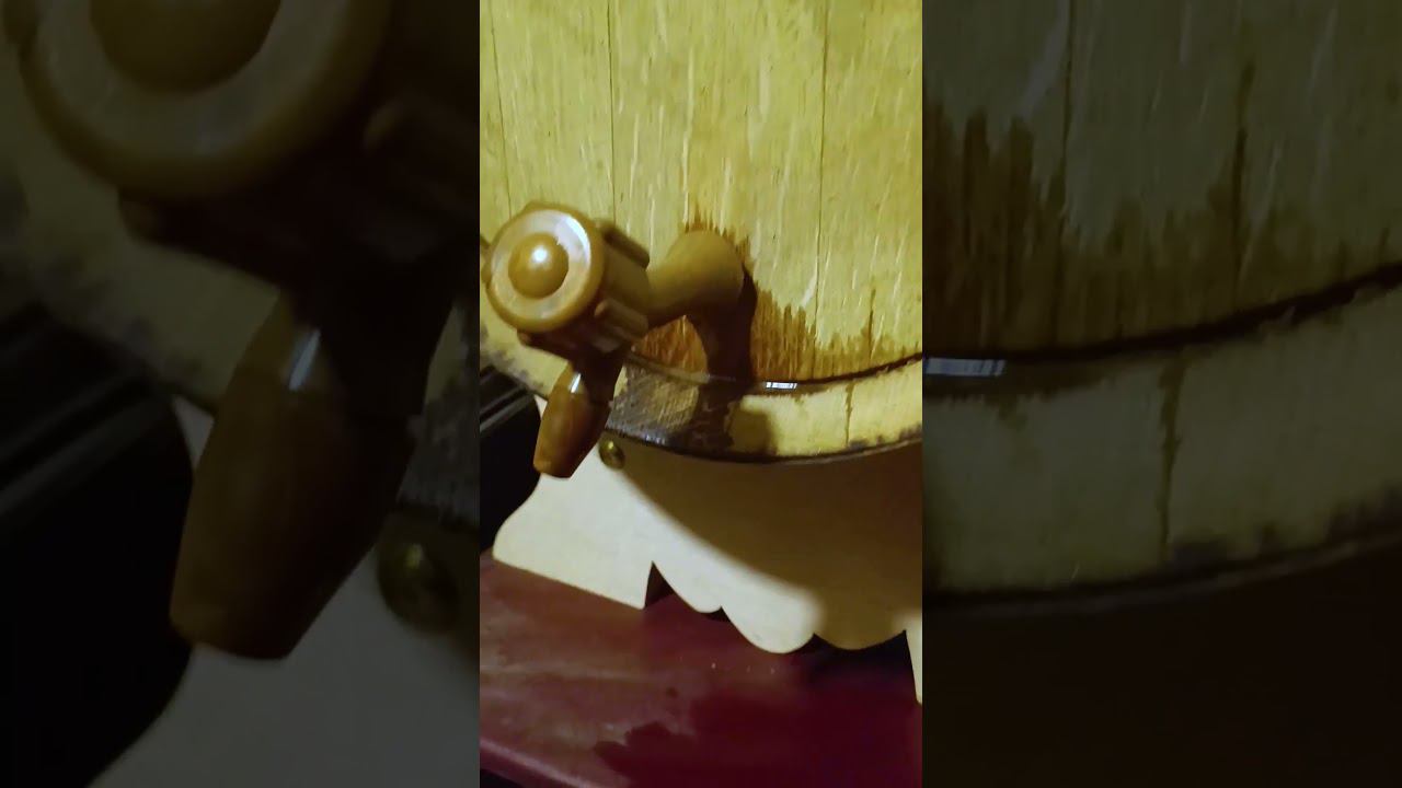 Почему я не люблю краны у дубовых бочек #shorts #добрыйжар смотреть онлайн