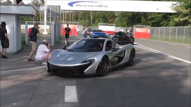 Silver Mclaren P1 Driving at Hockenheimring смотреть онлайн