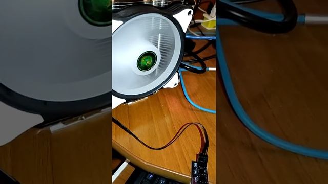 Тестовый запуск кулера Delefun с вентилятором 120 мм смотреть онлайн