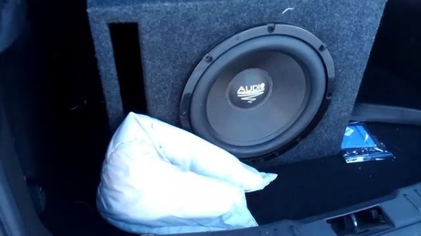 audio system hx12 sq
