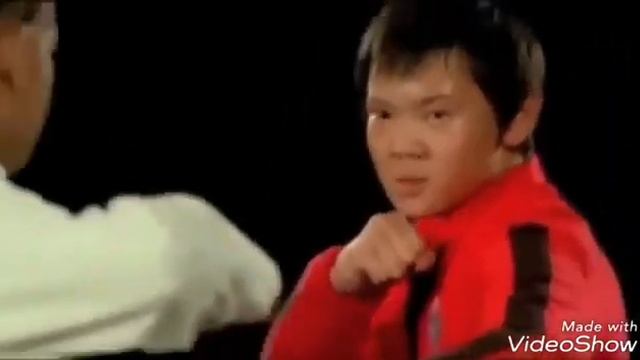 القتال الاخير من فيلم karate kid مع اغنية حماسية смотреть онлайн