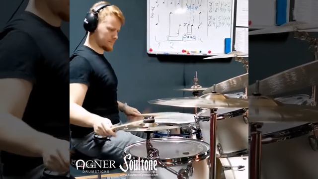 Diggin' On James Brown (or. Tower Of Power) - Pavel Ponomarev drum cover смотреть онлайн