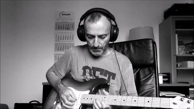 FENDER STRATOCASTER HSS смотреть онлайн