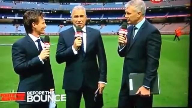 Television Presenter says the C word on Live TV. Bloopers. смотреть онлайн