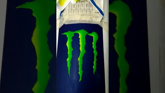 Monster Energy logo Airbrush смотреть онлайн