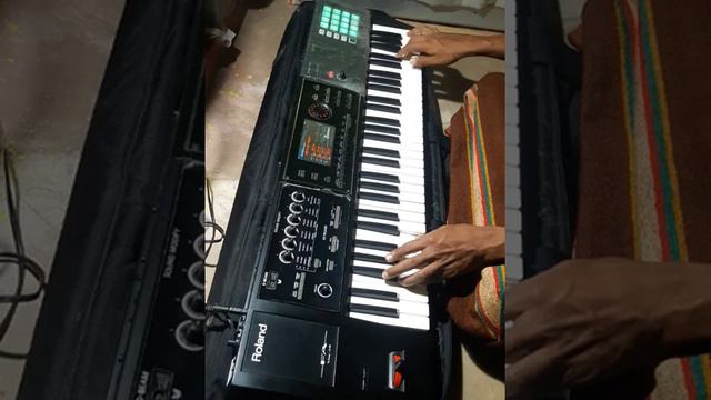 Roland Fa 06.indian flute and violin смотреть онлайн