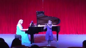 Злата Ефимова, флейта-пикколо - "Молдовеняска" / Zlata Efimova, flute-piccolo - "Moldoveniasca"