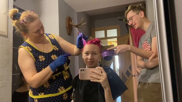 Отключили воду, но я все равно крашу волосы ??♀️ смотреть онлайн