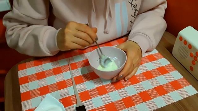 Маска с пищевой содой / Face mask with baking soda смотреть онлайн