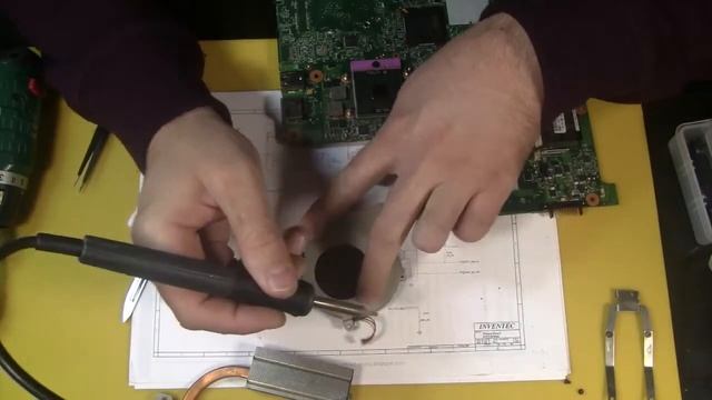 Disassemble and clean. Разборка, профилактика, чистка от пыли ноутбука Toshiba Satellite L350 смотреть онлайн