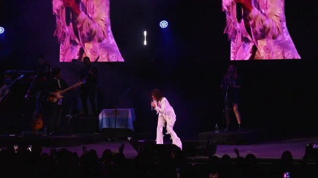 KANY GARCÍA - Me Quedo Sola @ Luna Park (Buenos Aires, Argentina) [26.05.2023] смотреть онлайн
