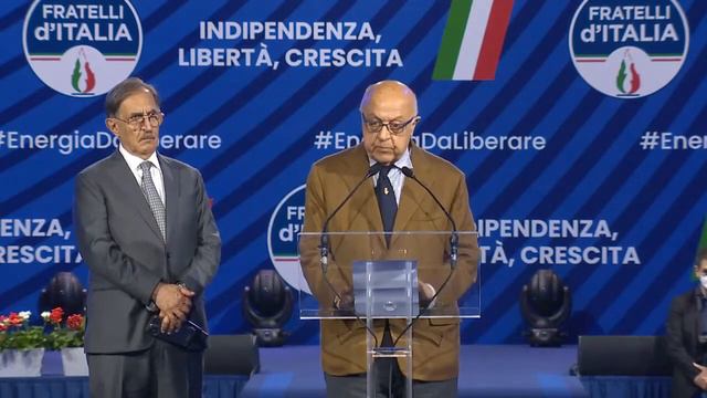 Ricordo di Assunta Almirante alla conferenza programmatica di Fratelli d'Italia смотреть онлайн
