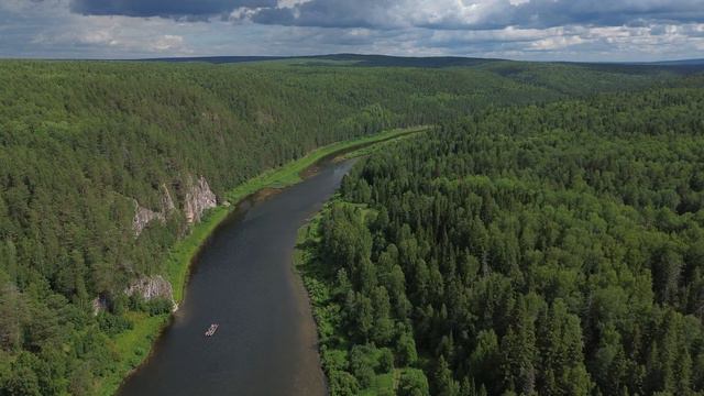 Урочище Журавлик, р.Чусовая, Пермский край. Вид с дрона 4К. смотреть онлайн