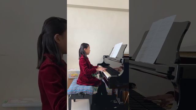 Lavender Field (Grade 6) - Poon Hao Yan смотреть онлайн